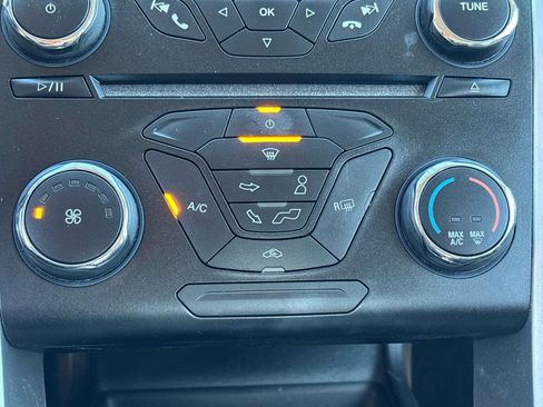 Used 2014 Ford Fusion SE image 20