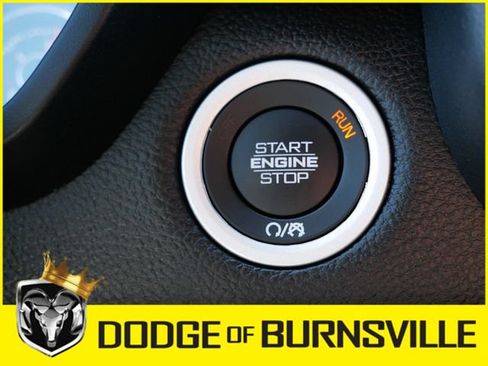 Used 2025 RAM 1500 Laramie AWD/4WD image 29