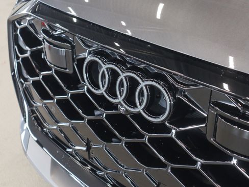 New 2026 Audi RS Q8 performance image 30