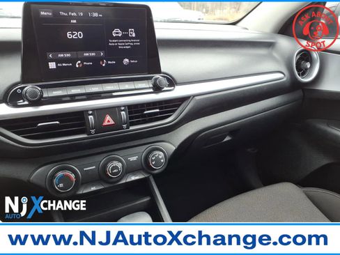 Used 2023 Kia Forte LXS image 34