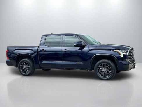 Used 2023 Toyota Tundra Platinum w/ Advanced Package AWD/4WD image 4