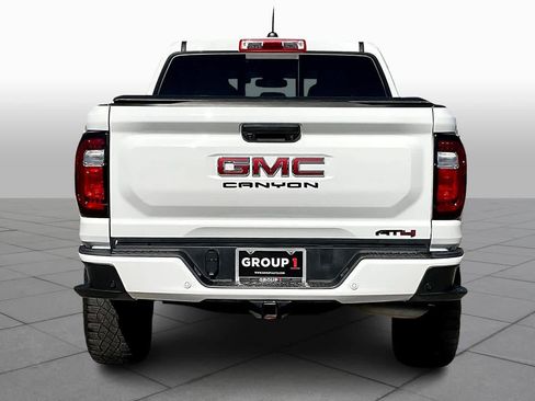 Used 2023 GMC Canyon AT4 w/ AT4 Premium Package AWD/4WD image 4