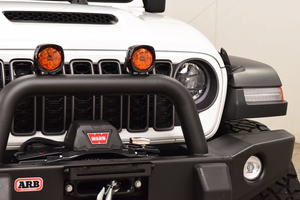 Used 2026 Jeep Wrangler Unlimited Rubicon AWD/4WD image 11