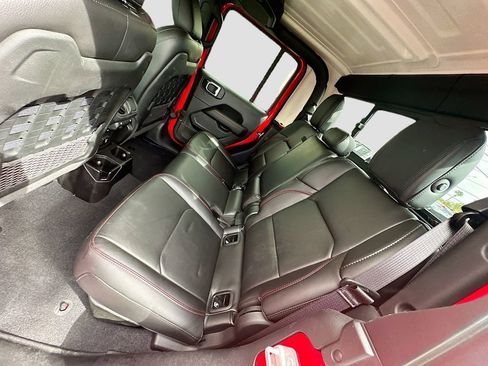 Used 2021 Jeep Gladiator Rubicon image 28