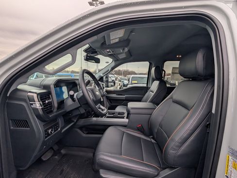 New 2026 Ford F250 Lariat w/ Black Appearance Package image 10