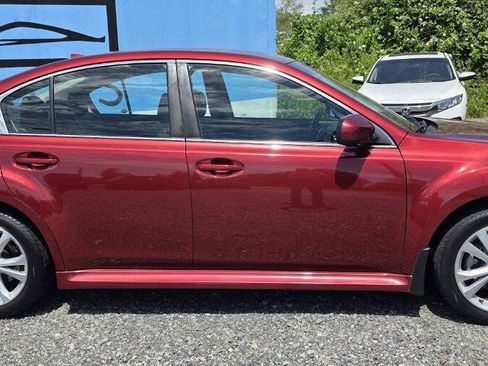 Used 2013 Subaru Legacy 2.5i Limited w/ Popular Pkg 2 AWD/4WD image 8