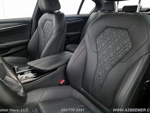 Used 2023 BMW 530e w/ M Sport Package RWD image 18