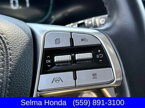 Used 2025 Kia Telluride S AWD/4WD image 16