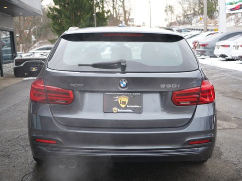 Used 2018 BMW 330i xDrive 330i xDrive Sports Wagon w/ Executive Package image 4
