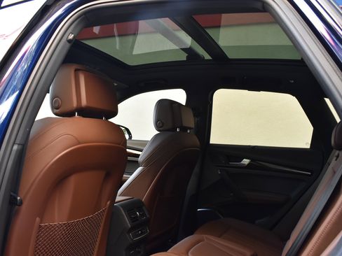 Used 2020 Audi Q5 2.0T Premium Plus w/ Premium Plus Package image 24