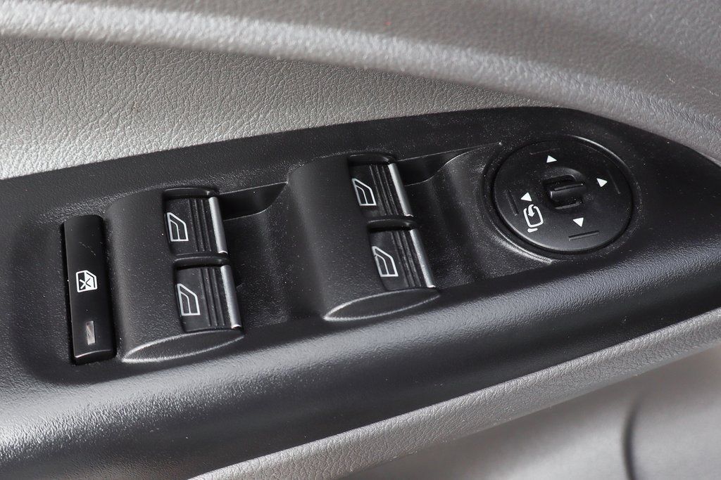 Used 2022 Ford Transit Connect XL FWD image 17