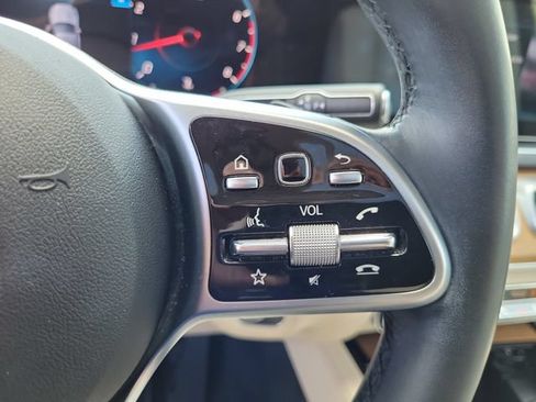 Used 2022 Mercedes-Benz GLE 350 image 18