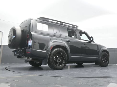 Used 2023 Land Rover Defender 130 SE AWD/4WD image 66