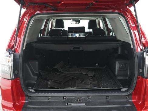 Used 2022 Toyota 4Runner Limited AWD/4WD image 16