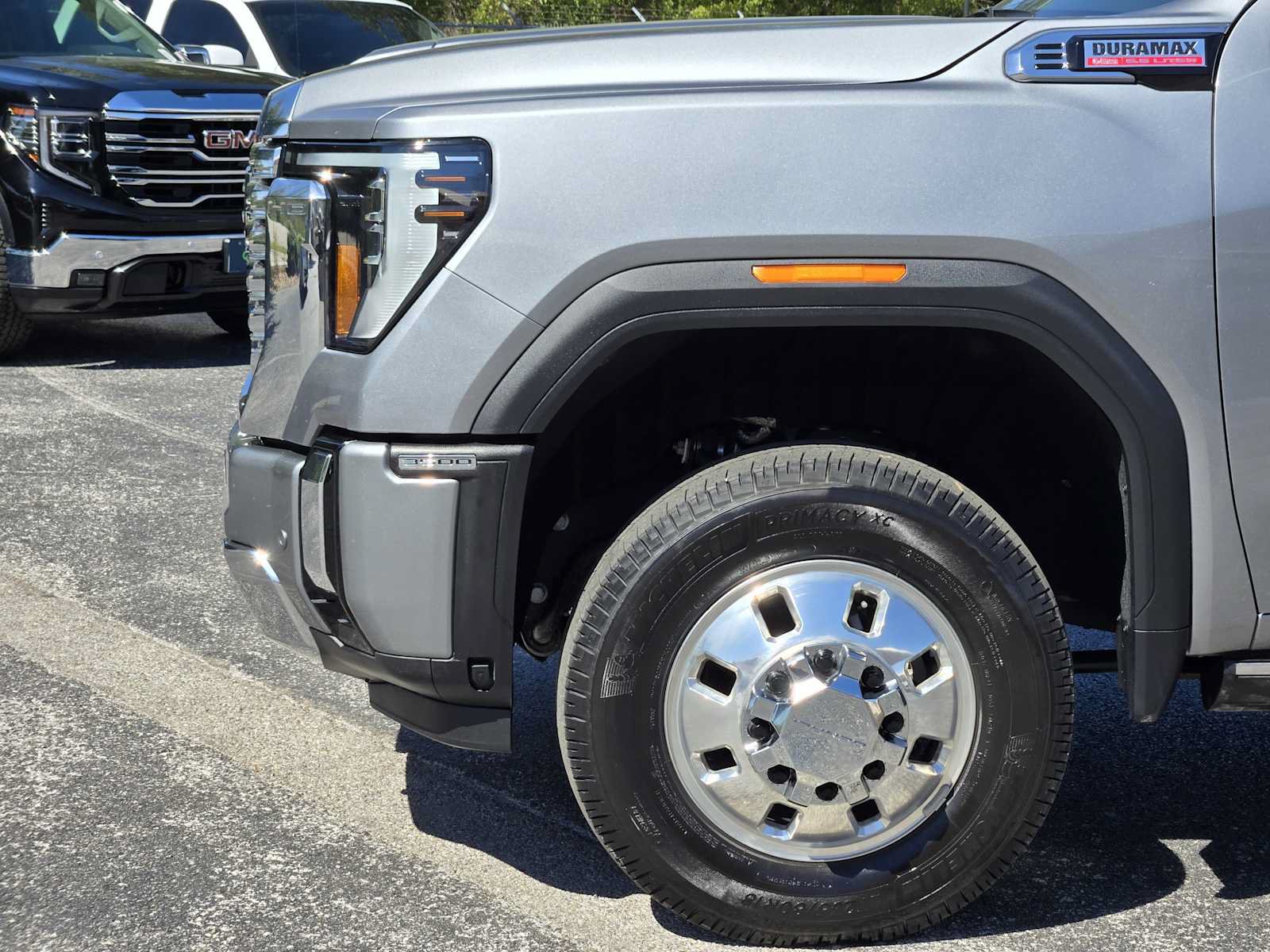 Certified 2024 GMC Sierra 3500 Denali w/ Denali Reserve Package AWD/4WD image 8