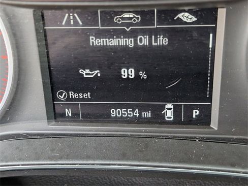 Used 2019 Chevrolet Cruze Premier image 13