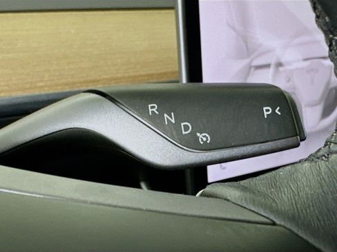 Used 2018 Tesla Model 3 Long Range image 24