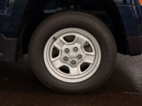 Used 2016 Jeep Patriot Sport image 51