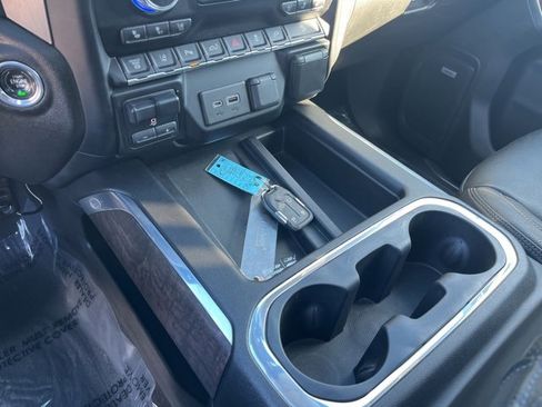 Used 2020 GMC Sierra 2500 Denali w/ Denali Ultimate Package image 28