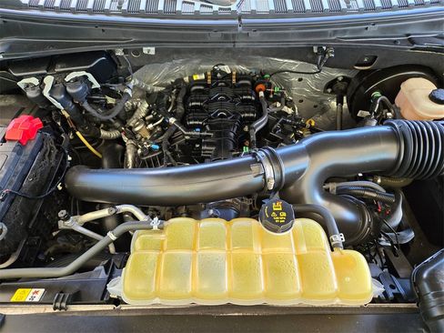 Used 2021 Ford Expedition XL image 31