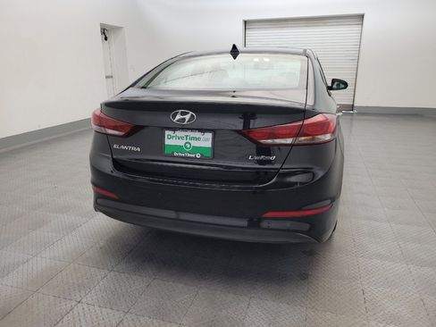 Used 2017 Hyundai Elantra Limited FWD image 7