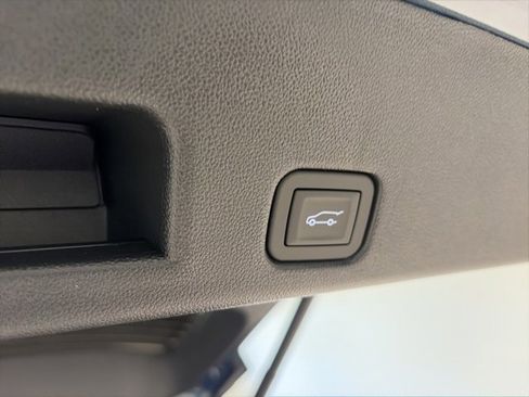 New 2026 Chevrolet Traverse LT w/ Driver Confidence Package image 15