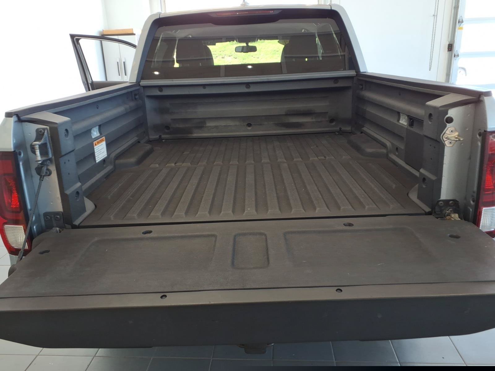Used 2017 Honda Ridgeline RTL-T image 19