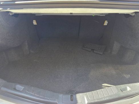 Used 2019 Ford Fusion SE image 4