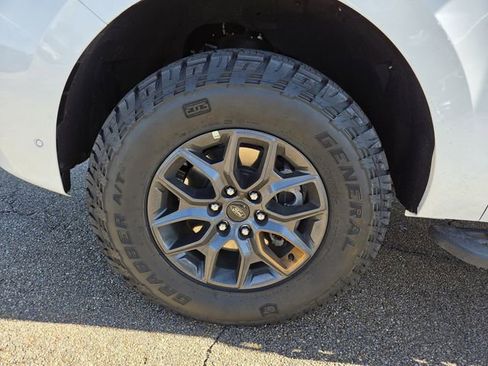 New 2025 Ford Expedition Tremor image 24