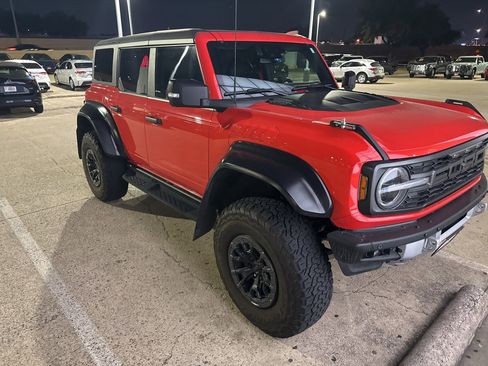 Used 2022 Ford Bronco Raptor image 2