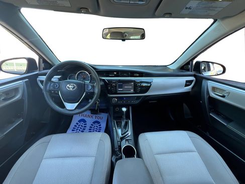 Used 2016 Toyota Corolla image 19