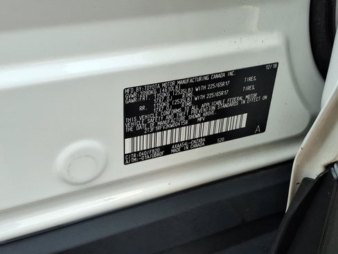 Used 2019 Toyota RAV4 LE w/ All Weather Liner Package AWD/4WD image 30