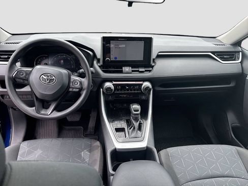 Used 2025 Toyota RAV4 XLE w/ Convenience Package FWD image 33