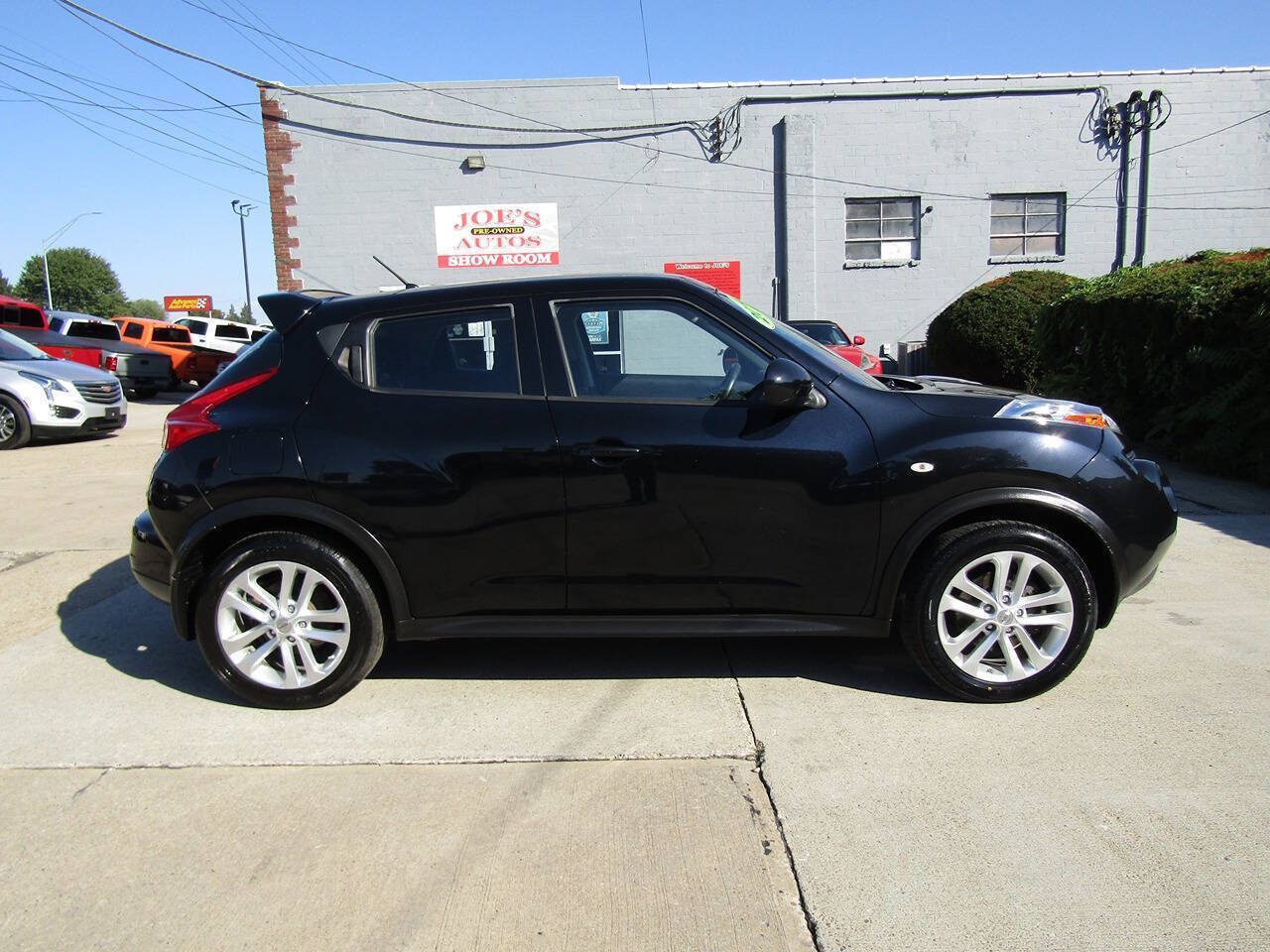 Used 2014 Nissan Juke S AWD/4WD image 3