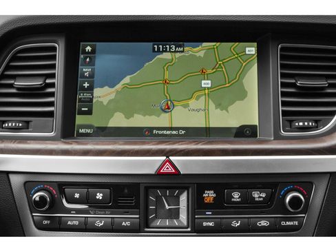 Used 2015 Hyundai Genesis 5.0 RWD image 15