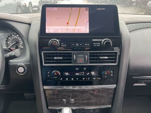 Used 2021 Nissan Armada Platinum image 21