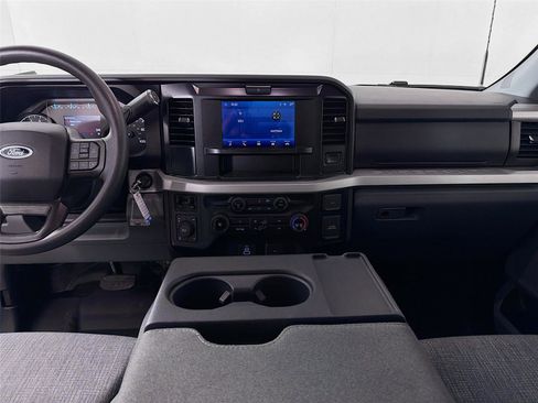 Used 2025 Ford F350 XLT w/ FX4 Off-Road Package AWD/4WD image 21