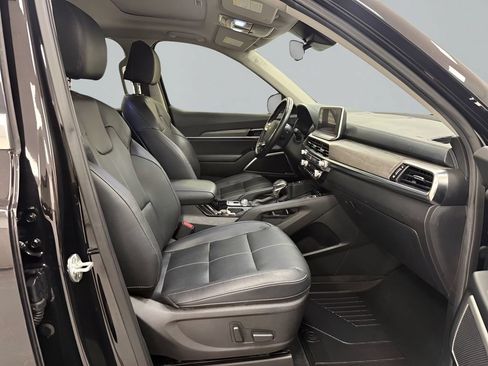 Used 2022 Kia Telluride EX w/ EX Premium Package FWD image 12