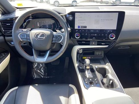 Used 2023 Lexus NX 350 AWD image 14