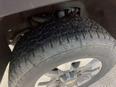 Used 2024 Chevrolet Silverado 2500 Custom w/ Custom Value Package image 23