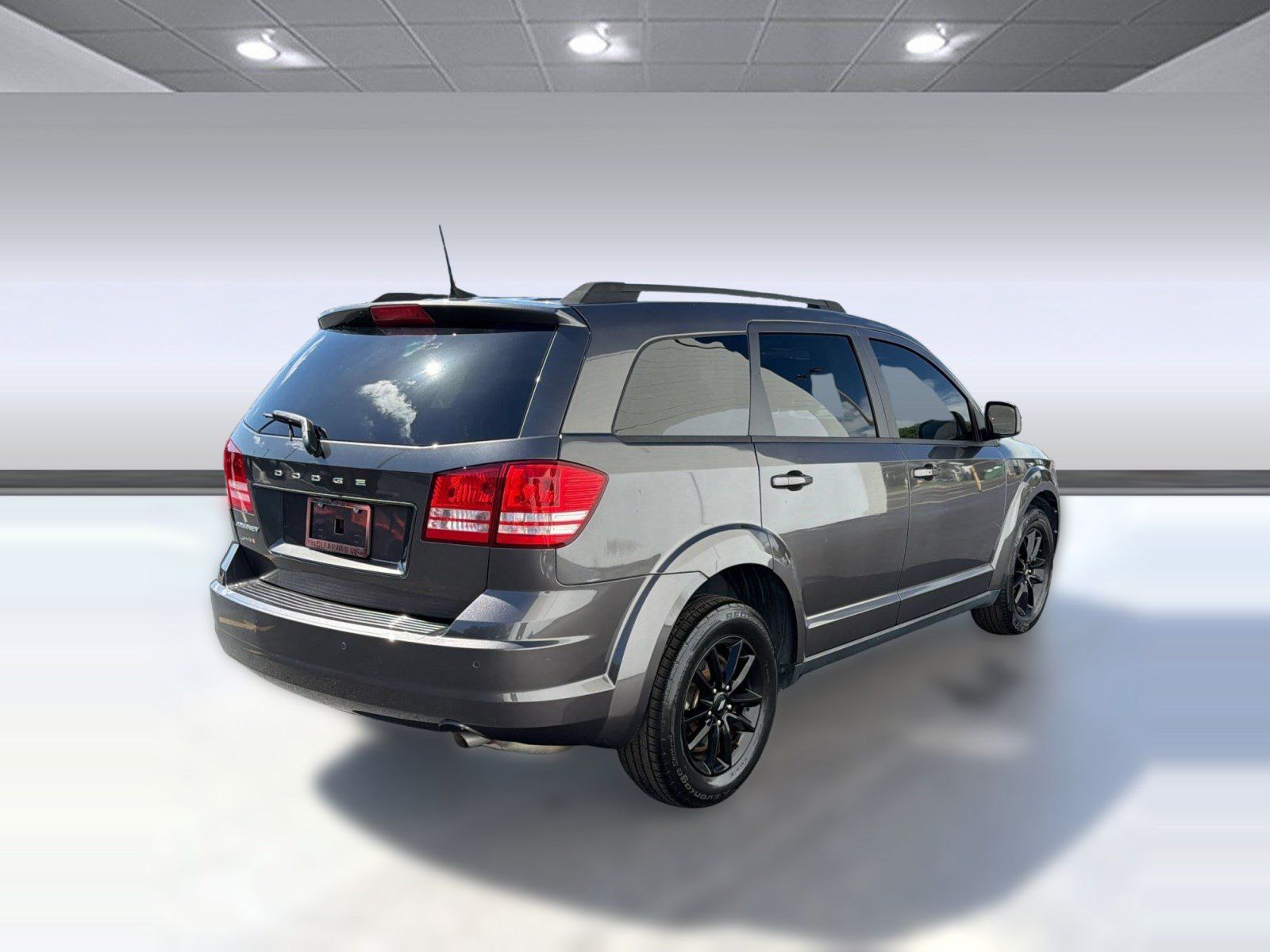 Used 2020 Dodge Journey SE w/ SE Popular Equipment Group FWD image 8