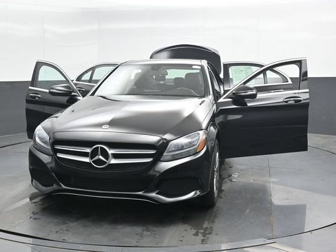 Used 2018 Mercedes-Benz C 300 4MATIC Sedan image 48
