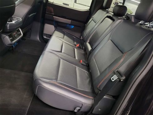 Used 2021 Ford F150 Lariat w/ Equipment Group 502A High image 6