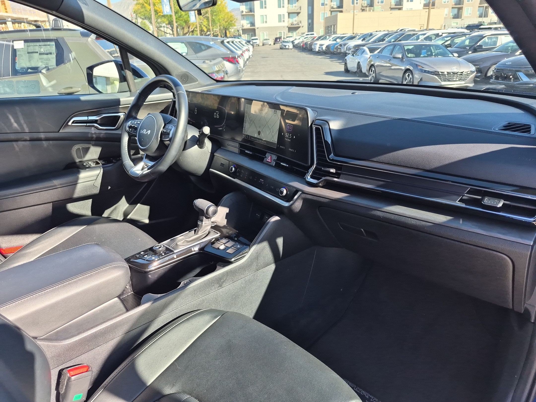 Used 2023 Kia Sportage X-Line w/ X-Line Premium Package AWD/4WD image 32
