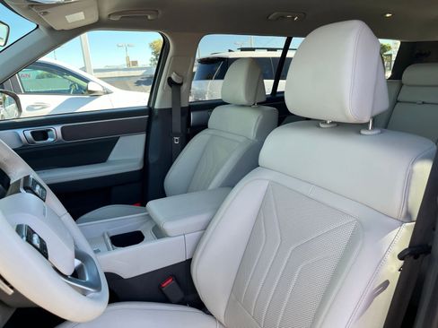 Used 2025 Hyundai Santa Fe SEL image 28