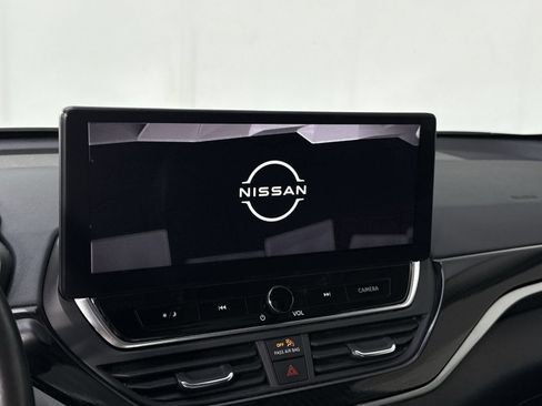 Used 2023 Nissan Altima 2.5 SR w/ SR Premium Package AWD/4WD image 7