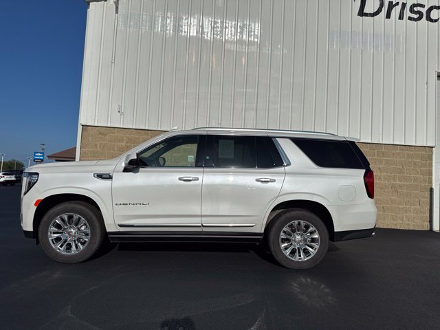 Used 2024 GMC Yukon Denali w/ LPO, Floor Liner Package AWD/4WD image 9