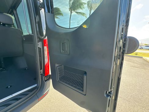 New 2025 Mercedes-Benz Sprinter 2500 image 12