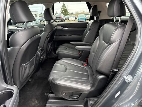 Used 2022 Hyundai Palisade SEL w/ Premium Package image 14