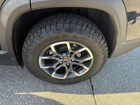Certified 2026 Chevrolet Equinox ACTIV AWD/4WD image 33